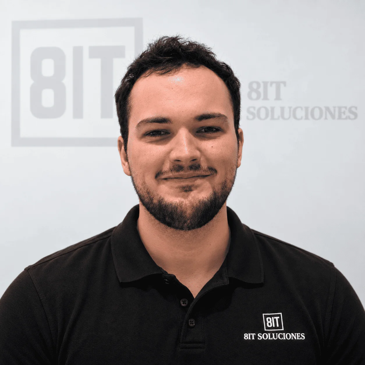 Nicolás Trefftz, 8iT Soluciones